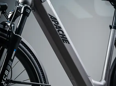 APACHE Rio Grande 1 MX 720 Wh - antracitová