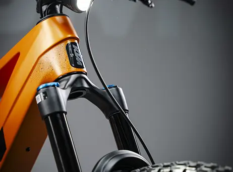 KTM Macina KAPOHO PRO L DI2 - Fresh Orange Matt (Black)