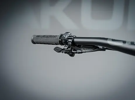 UNNO Mith RACE (800 Wh) 2026 - DJI motor