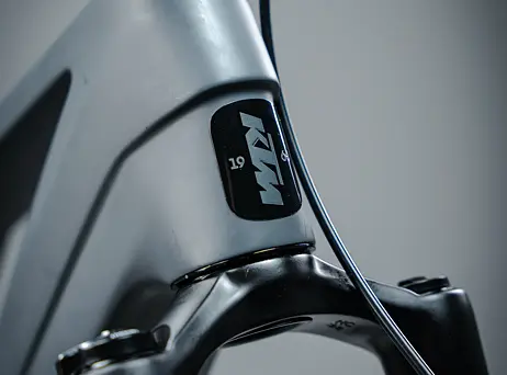 KTM Macina KAPOHO COMP LTD - Grey+Dew Silver Matt (Black)