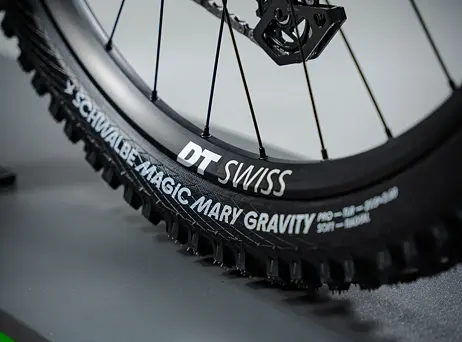 UNNO Mith RACE (800 Wh) 2026 - DJI motor