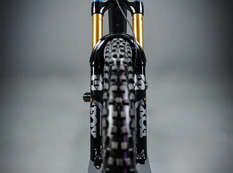 UNNO Mith RACE (800 Wh) 2026 - DJI motor