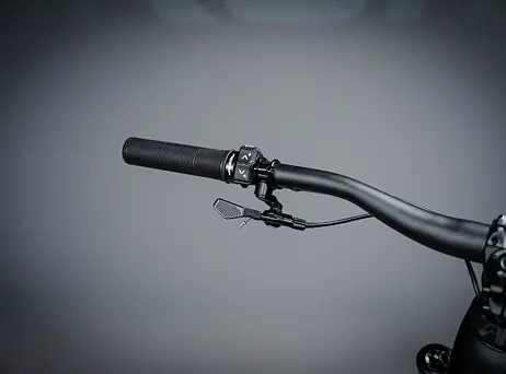 Apache EAGLE 3 DJI (800 Wh) 2026 - černá