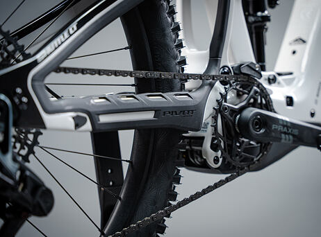 Pivot Shuttle LT Pro X0 Eagle Transmission - Stone Cold White