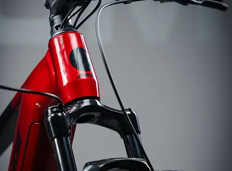 APACHE Falcon 2 Bosch CX 800 Wh - červená