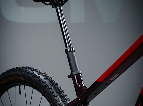 TREK Powerfly+ 8 Gen 5, 29" - Crimson/Dark Carmine