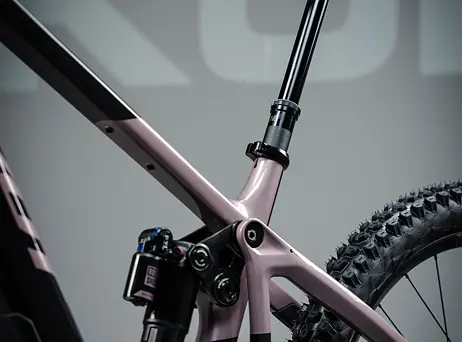 Pivot Shuttle AMPd PRO X0 Eagle - Black/rose - 2026