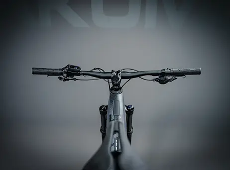 KTM Macina KAPOHO COMP LTD - Grey+Dew Silver Matt (Black)