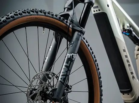 TREK Powerfly+ FS 6 Gen 4, 29" - Era White/Buff Beige