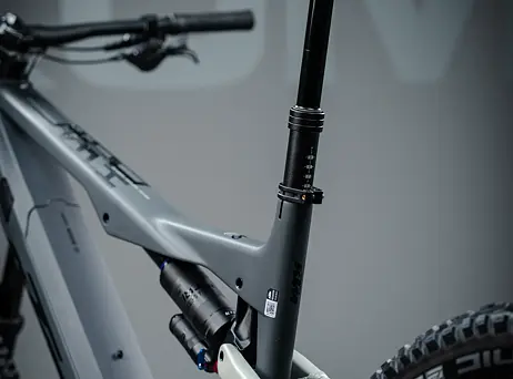 KTM Macina KAPOHO COMP LTD - Grey+Dew Silver Matt (Black)