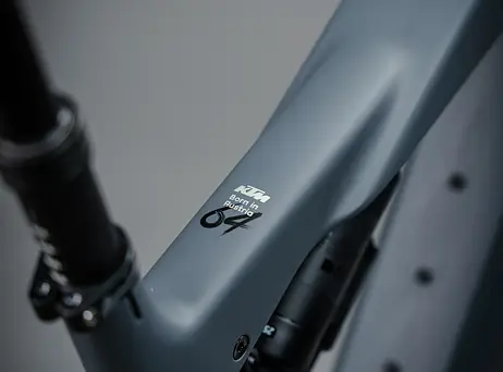 KTM Macina KAPOHO COMP LTD - Grey+Dew Silver Matt (Black)